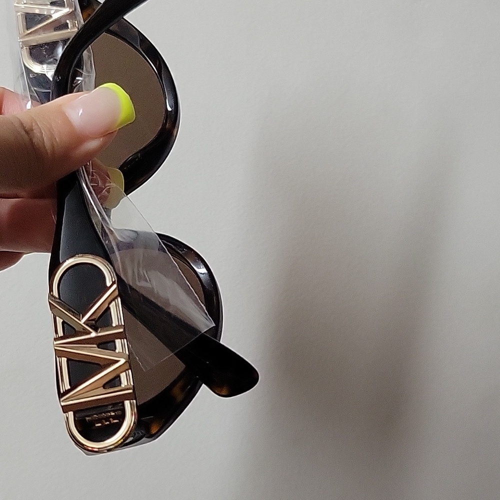 New Michael kors empire sunglasses - Picture 5 of 7